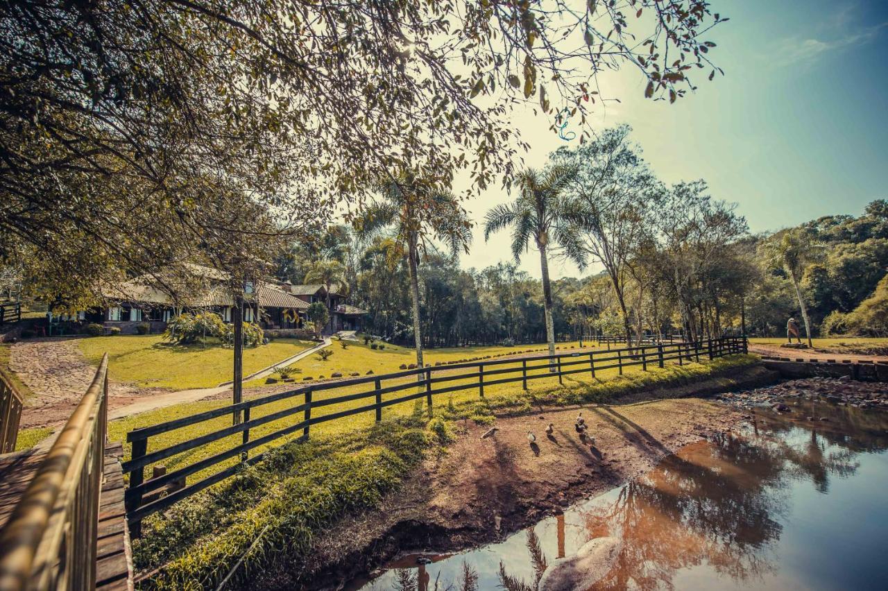 Hotel Fazenda Tres Cascatas Santo Cristo Exterior foto